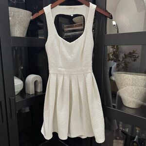 Elegant White Sleeveless Cut Out Dress